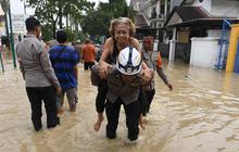Laporan BNPB soal Bencana di Indonesia: Banjir Kota Bekasi Surut, Sebagian Provinsi Riau Masih Terendam
