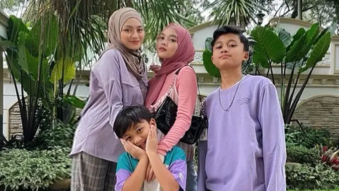 Keluarga Sule dan Nathalie Holscher