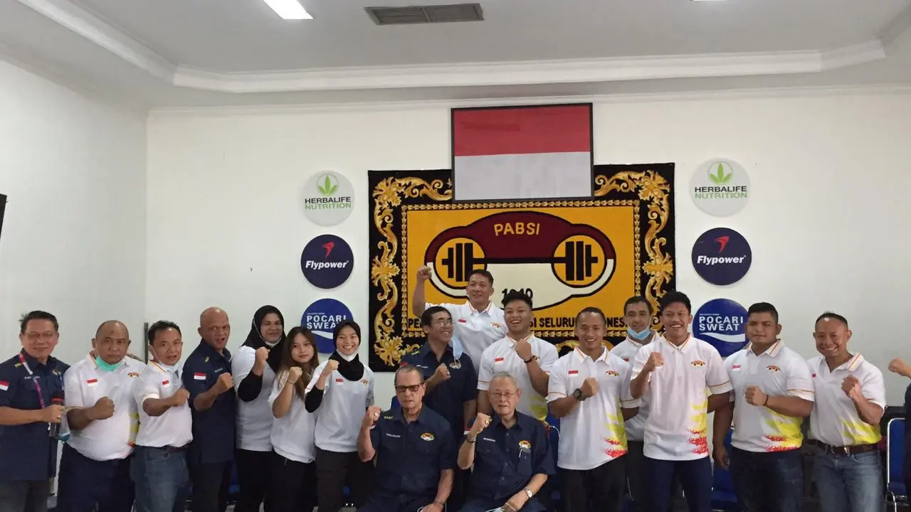 7 Atlet Angkat Besi Berangkat ke Kejuaraan Asia 2021