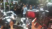 Jusuf Kalla ikut nyoblos Pilkada DKI 2017. (Liputan6.com/Septian Deny)