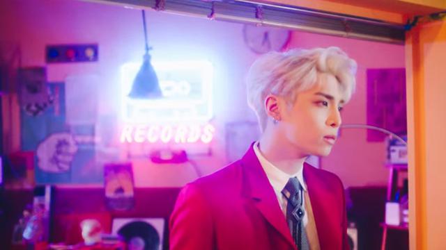 Videoklip Shinin' Jonghyun SHINee