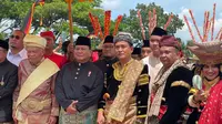 Prabowo Subianto dan Yusril Ihza Mahendra bersama-sama mengadakan kegiatan di Batusangkar, Sumatera Barat.