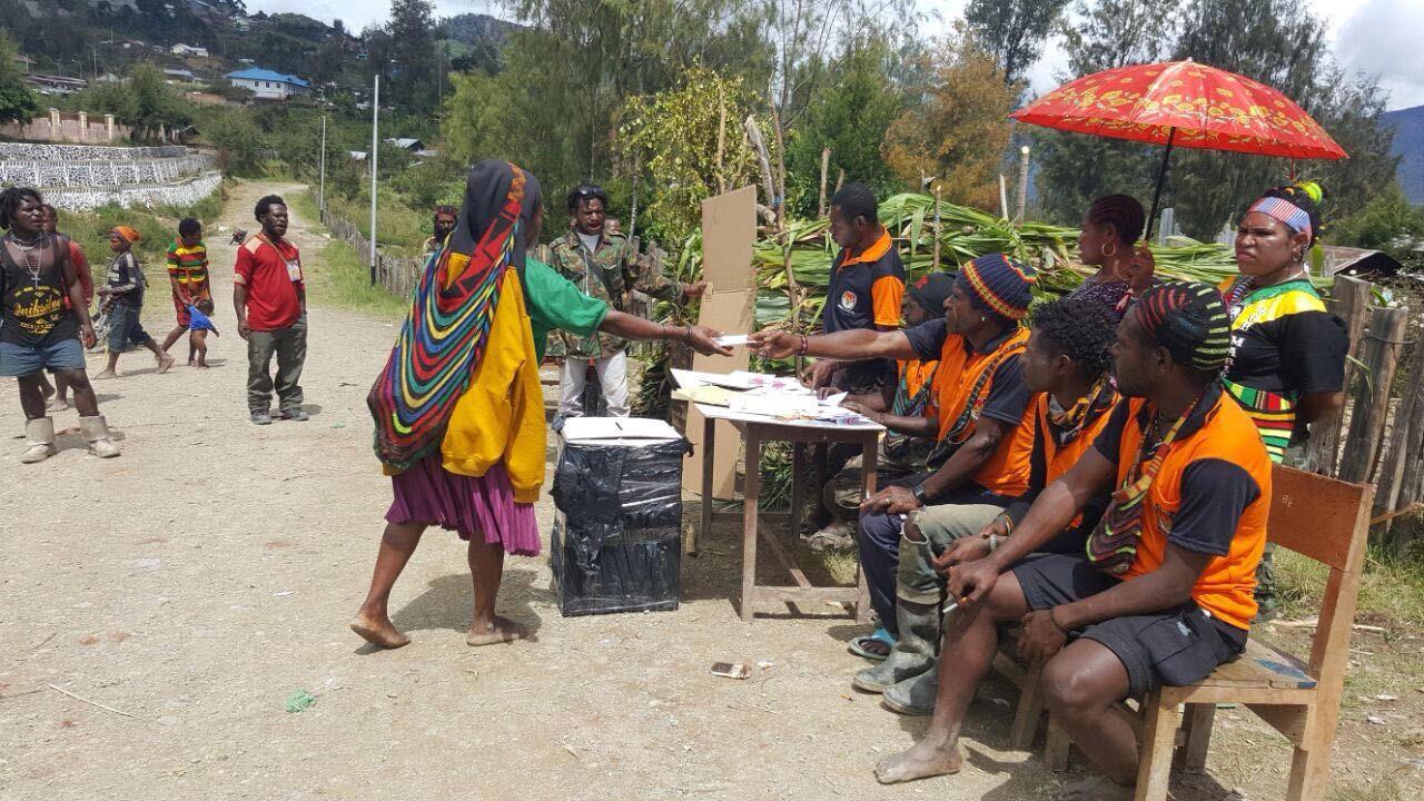 Bentrok Terjadi Saat Rekapitulasi Suara di Intan Jaya