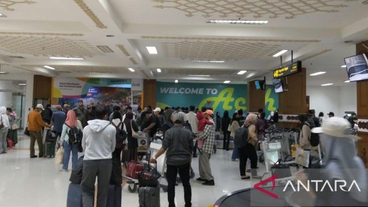 Harga Tiket Melambung, Penumpang Bandara SIM Turun 46 Persen Saat Idul Adha
