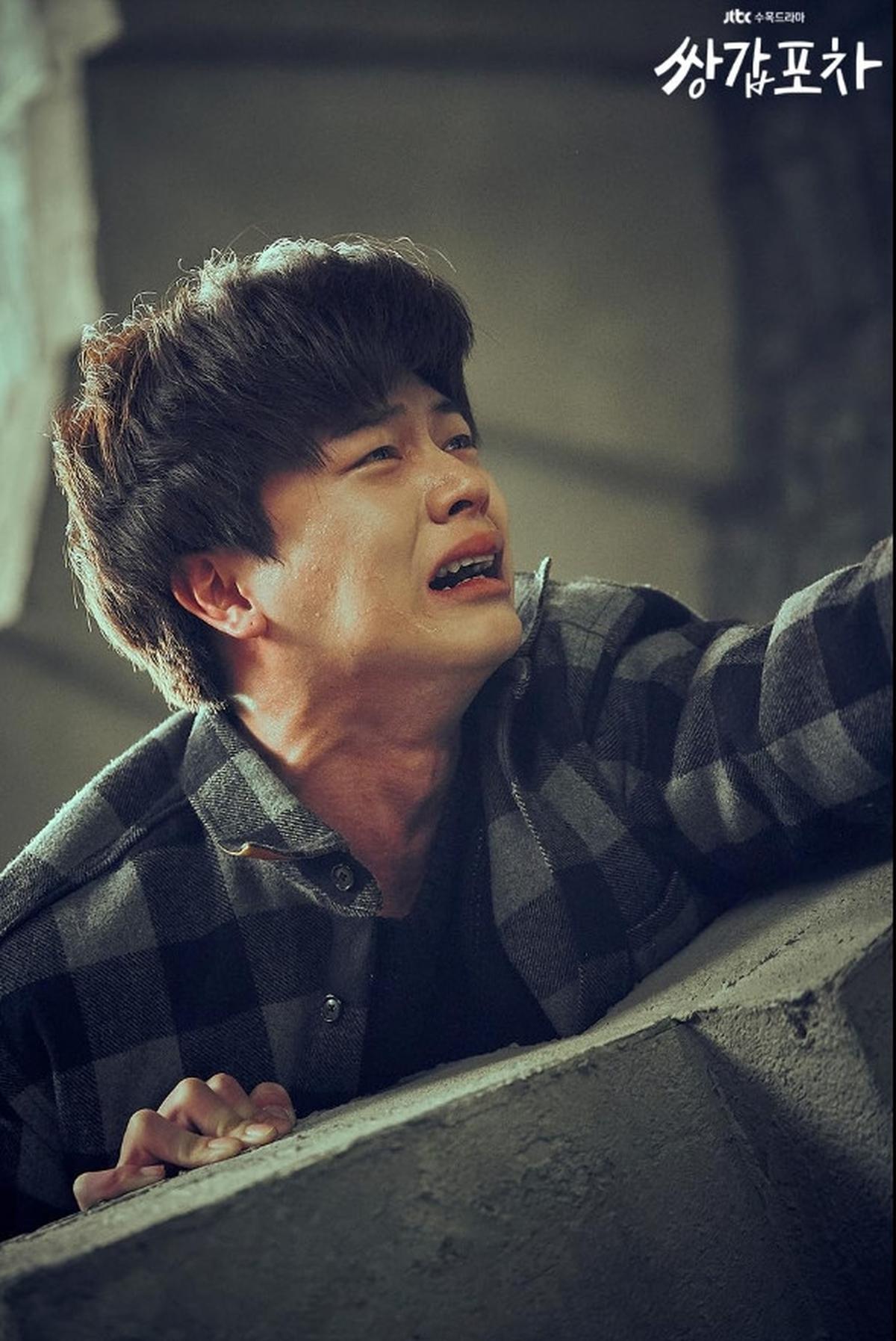 Yook Sung Jae, Artis Korea yang Doyan Berperan Kesurupan di Berbagai Drama