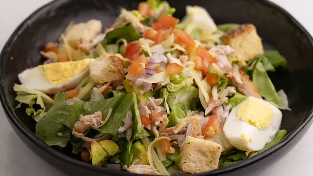 Saladan andalan Naught by Nature KFC