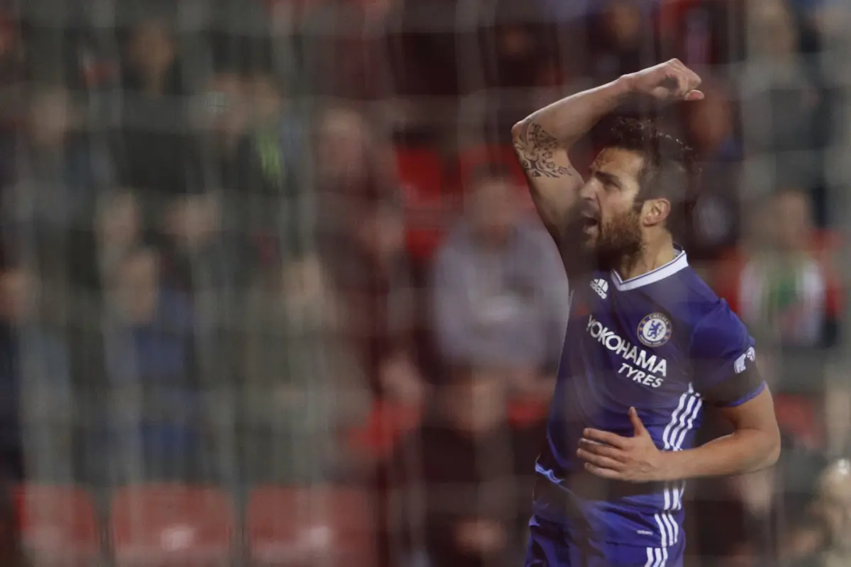 Gelandang Chelsea Cesc Fabregas (Reuters / Lee Smith)