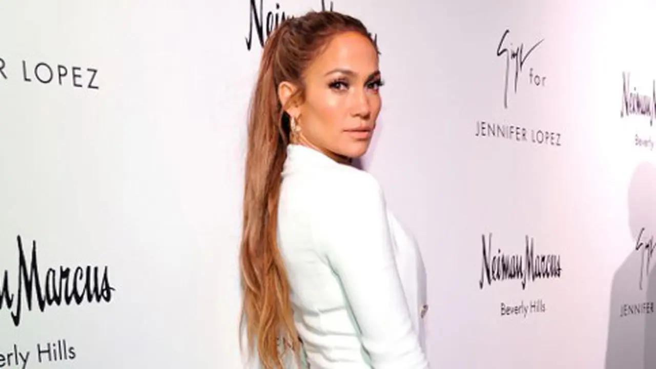 [Bintang] Jennifer Lopez