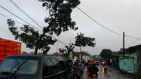 Banjir di Kabupaten Bandung Genangi Jalan, Lalu Lintas Tersendat