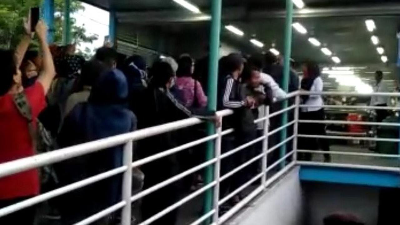 Mengapa Rute Transjakarta JAK41 Pulogadung - Kampung Melayu Tiba-tiba Berhenti? Ini Alasannya!