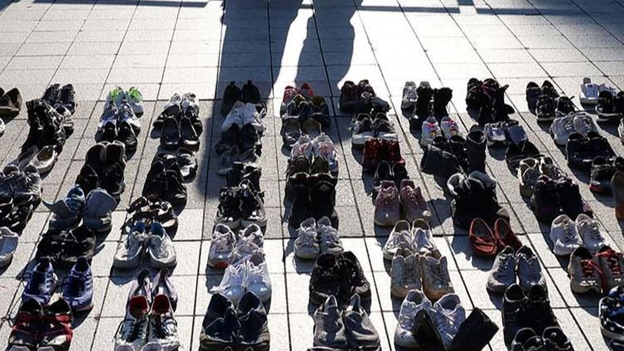 Ribuan pasang sepatu dipajang dalam aksi solidaritas untuk warga Palestina tersebut.
