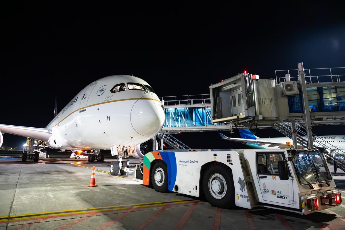 Penerbangan Internasional Saudia Airlines Tiba di Bali, Ini Dukungan dari EMTEK Group