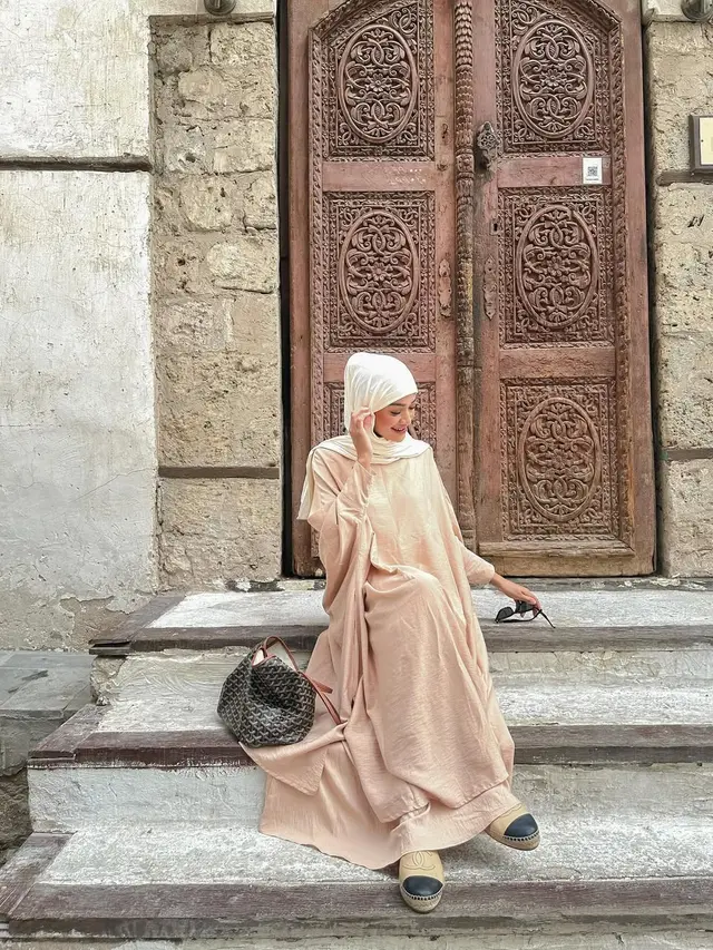 Gaya Hijab Andi Annisa Iasyah