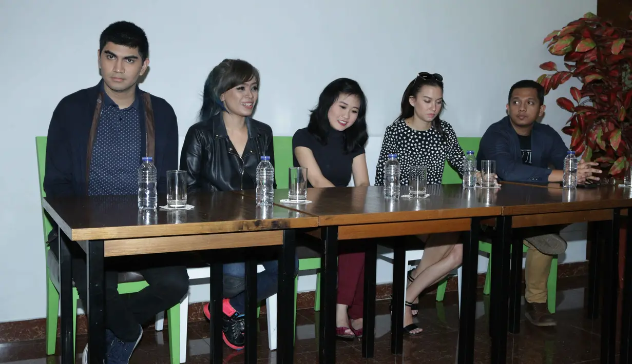 Tapi tidak menutup kemungkinan, suatu saat nanti akan kembali menjadi produser film. (Nurwahyunan/Bintang.com)