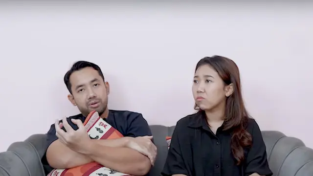 Kiky Saputri dan Muhammad Khairi. (Foto: Dok. YouTube Kiky Saputri)