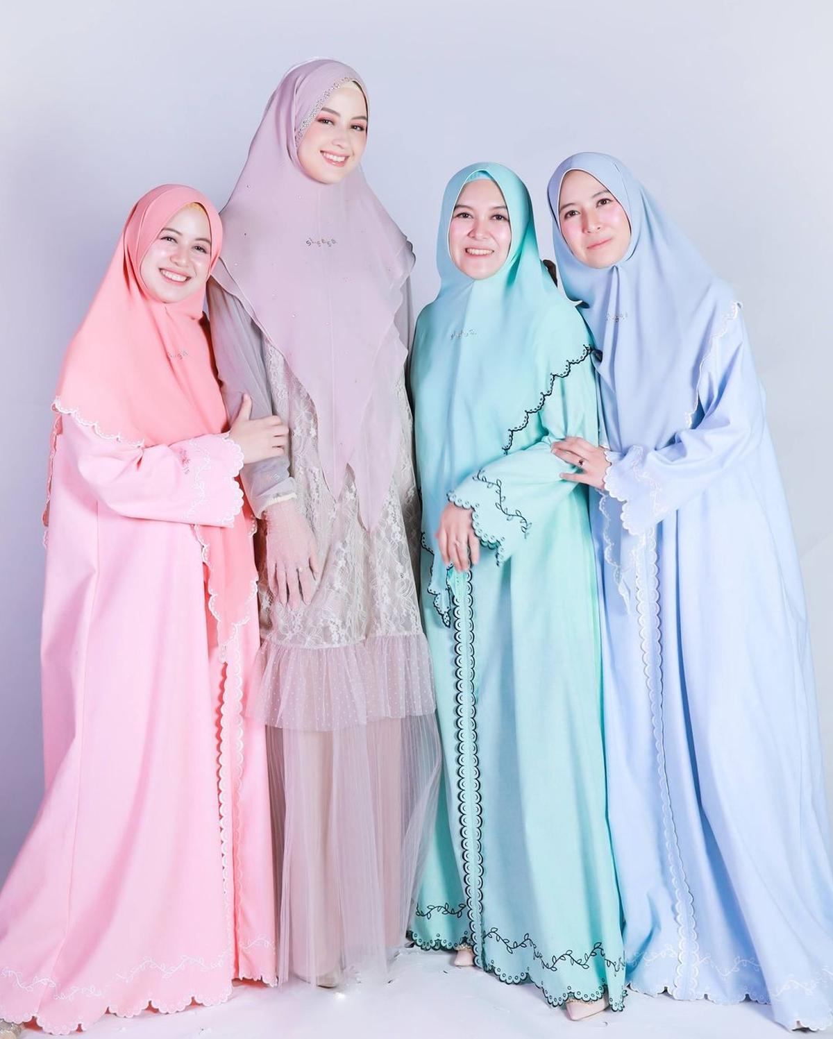 7 Potret Kimberly Ryder Jadi Model Busana Muslim, Cantik Kenakan Hijab Syar'i