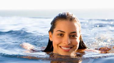 Cara Membentuk Tubuh Dengan Berenang Beauty Fimela Com