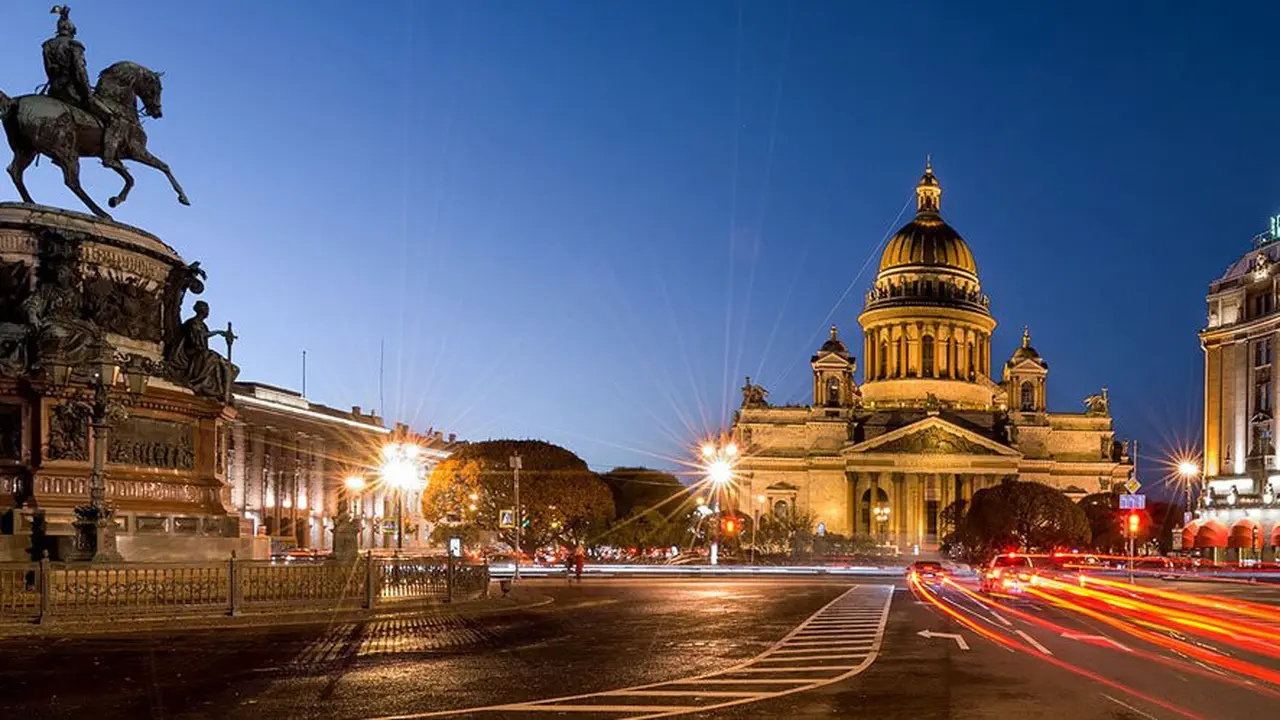 Saint-Petersburg