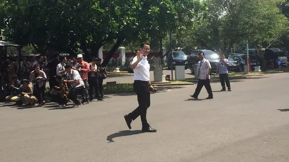Wabendum DPP PDIP, Juliari Peter Batubara sambangi Istana. (Merdeka.com/Titin Supriatin)