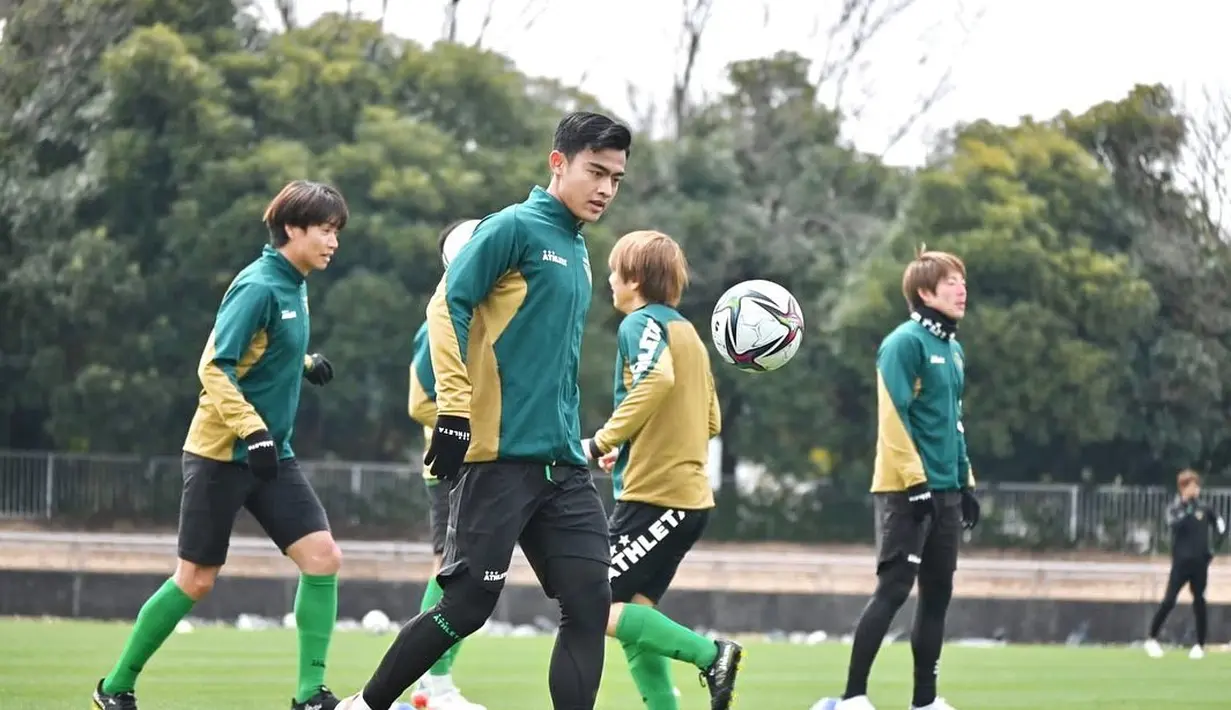 <p>Pratama Arhan dikenal karena kemampuan lemparan ke dalam dengan jarak jauh. Foto: Instagram.</p>