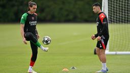 Laga leg kedua semifinal Liga Champions 2024-2025 antara PSG vs Arsenal akan berlangsung pada Rabu (7/5/2025) waktu setempat atau Kamis (8/5/2025) dini hari WIB di Stadion Parc des Princes, Paris, Prancis. (Glyn KIRK/AFP)