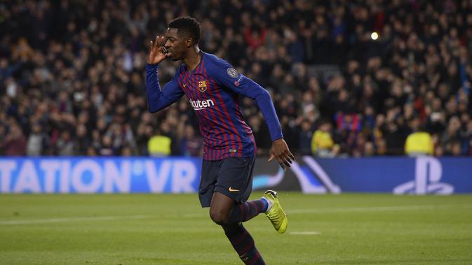2. Ousmane Dembele – Memang di awal musim Dembele tampil tak sesuai ekspekstasi. Terlebih sikap indisipliner membuatnya sempat dikecam oleh pendukung Barca. (AFP/Josep Lago)