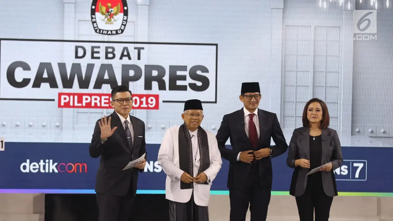 Sandiaga Uno Cium Tangan Ma'ruf Amin