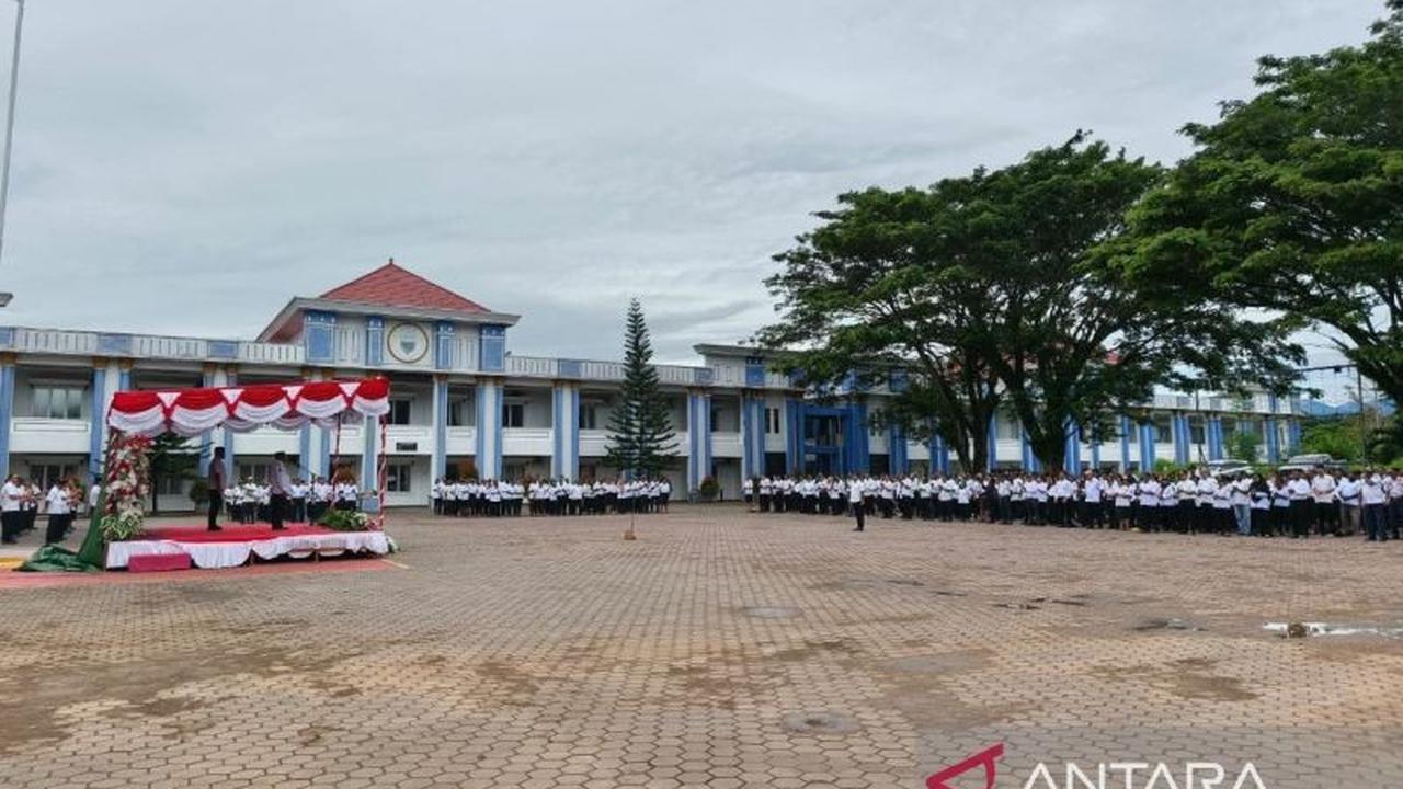 Pemkab Manokwari Kaji Ulang Pembiayaan Tenaga Honorer di Tengah Efisiensi Anggaran