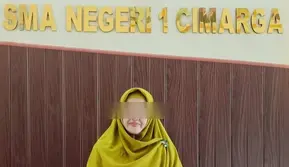 Foto Kepala Sekolah SMAN 1 Cimarga. (Sumber foto: laman SMAN 1 Cimarga).