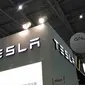 Papan Nama Booth Tesla di Computex 2017. Liputan6.com/Mochamad Wahyu Hidayat