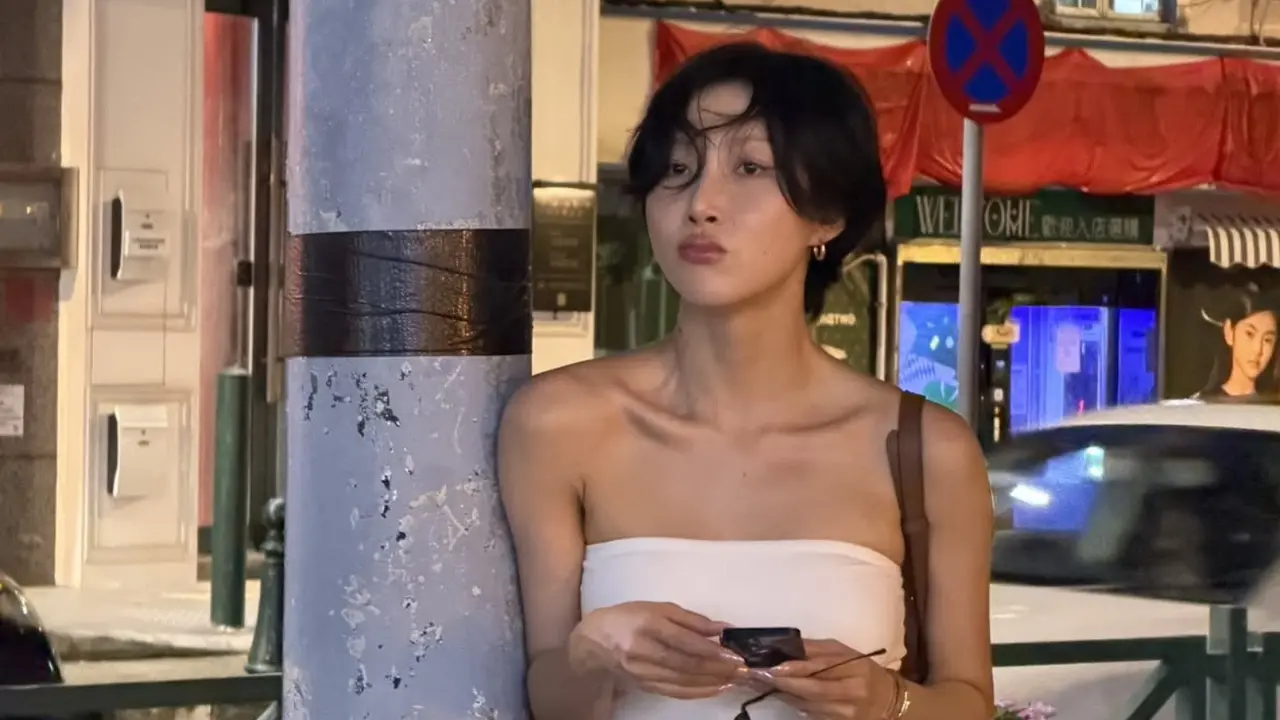 Hwasa MAMAMOO
