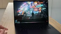 CD Projekt Red Pamer Cyberpunk 2077 di MacBook Pro, Tembus 120 FPS Tanpa Colok Charger! (Liputan6.com/ Yuslianson)