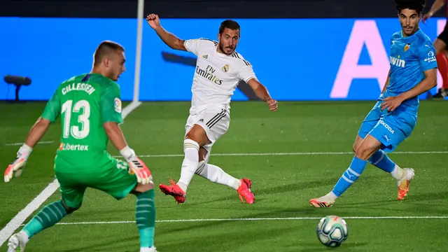 Benzema Kembali Produktif, Real Madrid Bungkam Valencia 3-0