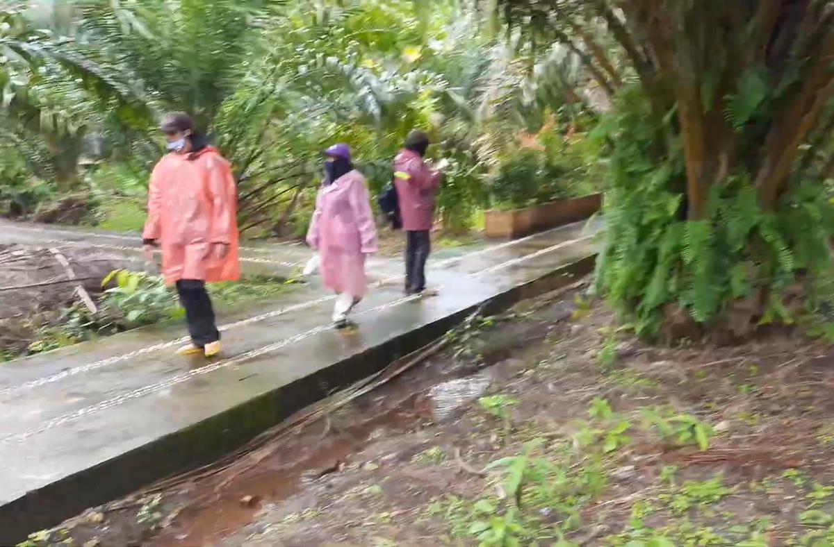 Wisata Batu Betarup di Sambas