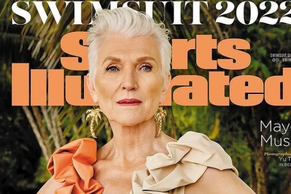 Ibunda Elon Musk Jadi Model Baju Renang Tertua di Sampul Majalah Sports Illustrated