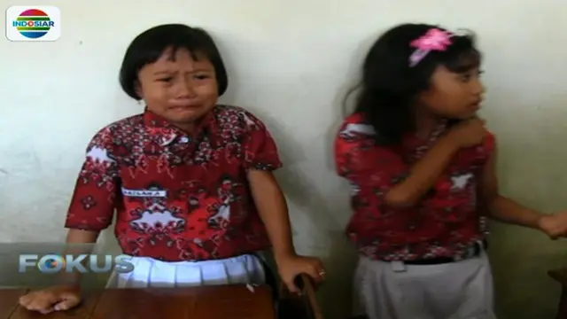 Meski belasan anak sempat menangis, namun akhirnya seluruh siswa di sekolah berhasil divaksinasi rubella dan campak. 