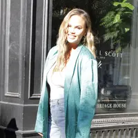 Chrissy Teigen (FOTO: Splashnews)