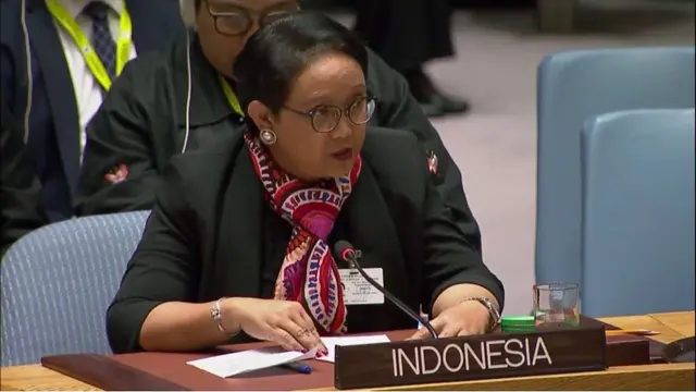 Menteri Luar Negeri RI Retno Marsudi saat berpidato di Dewan Keamanan PBB, New York, Amerika Serikat (28/3) (sumber: Kementerian Luar Negeri RI)