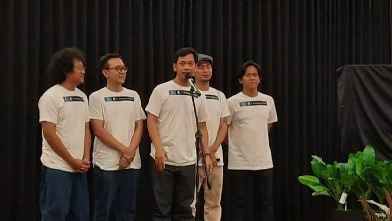 Intip 6 Potret Halte Petukangan D'Masiv yang Viral di Media Sosial, Cara Unik Perayaan 22 Tahun Berkarya