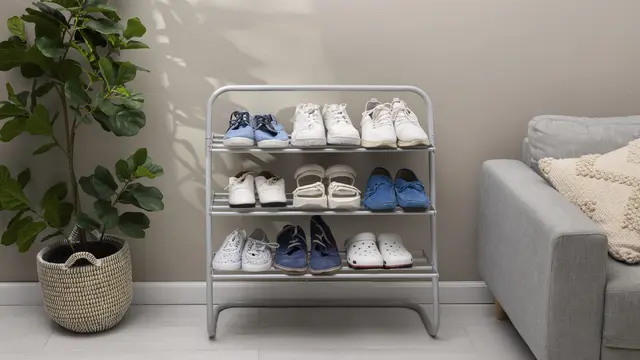Tips Menyimpan Sneakers
