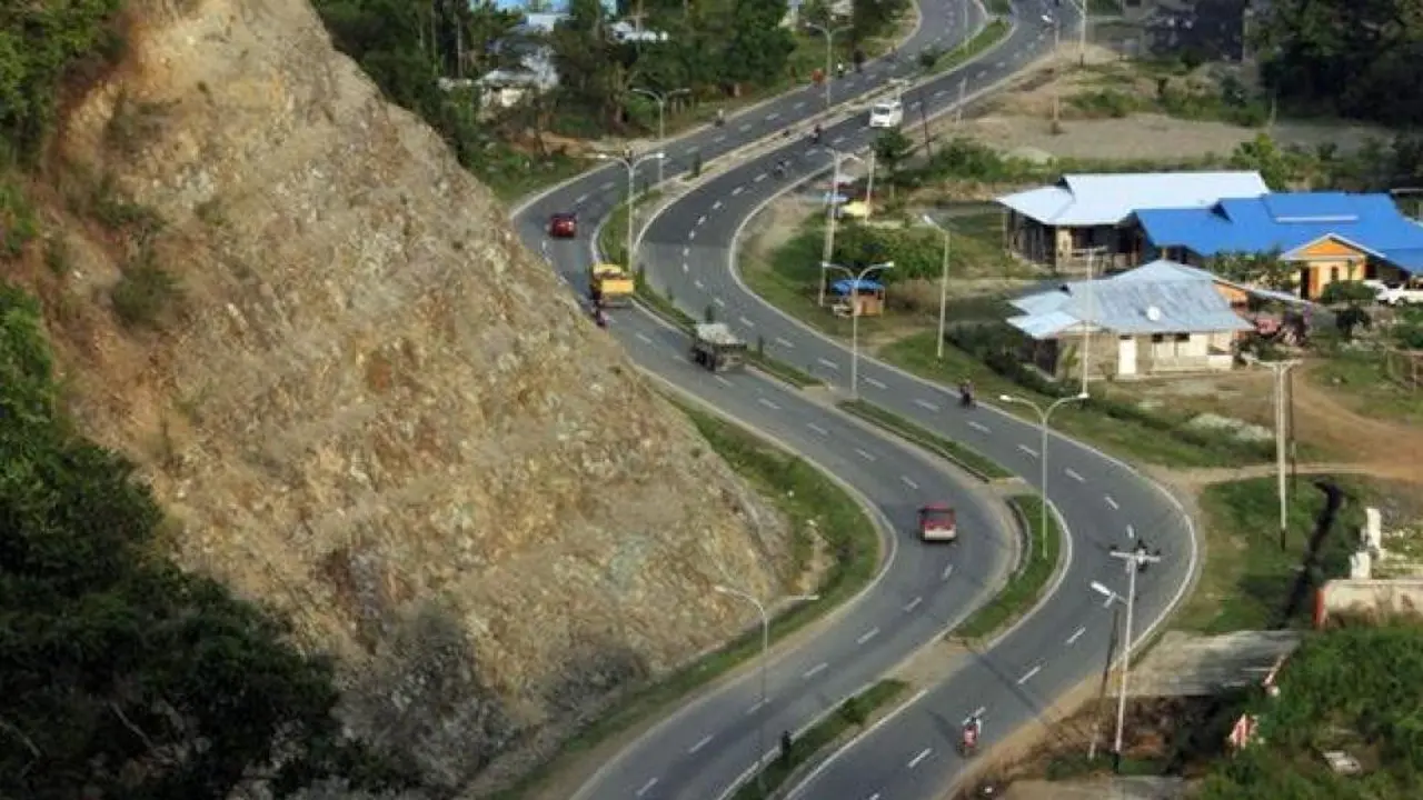 Salah satu sudut infrastruktur jalan baru di wilayah Papua. (Istimewa)