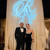 Tampil Glamor di Resepsi, BCL Pilih Gaun Hitam Strapless dengan Aksen Berkilau. [@itsmebcl].