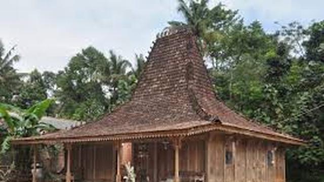 6 Rumah Tradisional Indonesia yang Hampir Punah