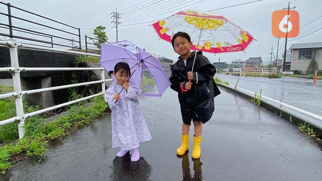 Ritsuki dan Natsuki Mode 'Ra Eling' Anak Jepang Viral Tiga Bahasa