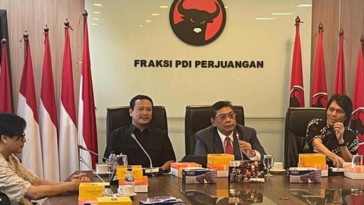 Ariel NOAH dan Armand Maulana mengungkapkan keluhan kepada DPR mengenai kekacauan dalam sistem royalti musik.