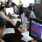 Konsumen saat melakukan pendaftaran layanan investasi 3 jam di kantor BKPM, Jakarta, Senin (26/10/2015). Pelayanan Terpadu Satu Pintu (PTSP) merupakan komitmen pemerintah demi memberikan pelayanan prima kepada investor. (Liputan6.com/Angga Yuniar)