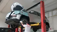 Servis mobil Wuling Almaz RS (Wuling)