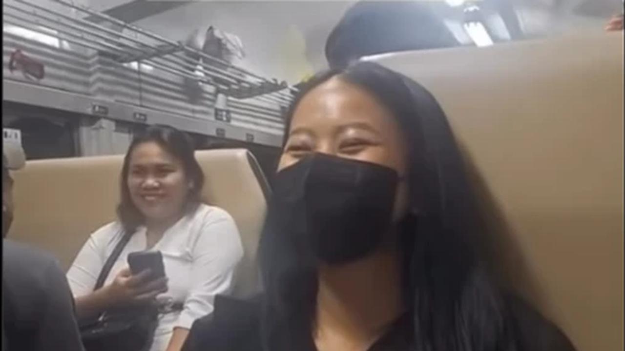 Bikin Ngakak, Himbauan Jaga Barang Bawaan Bikin Salfok: Awas Tumbler Tertukar atau Ditukar!