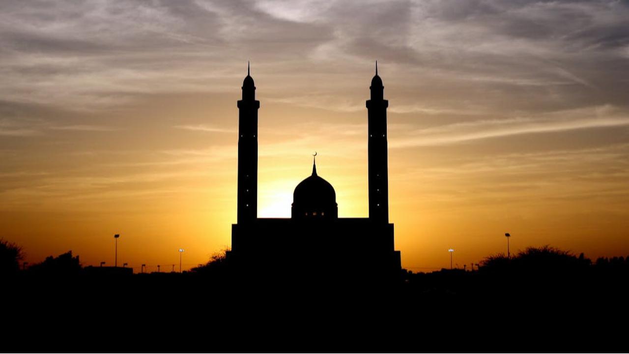 Ilustrasi Masjid Pagi di Idul Adha