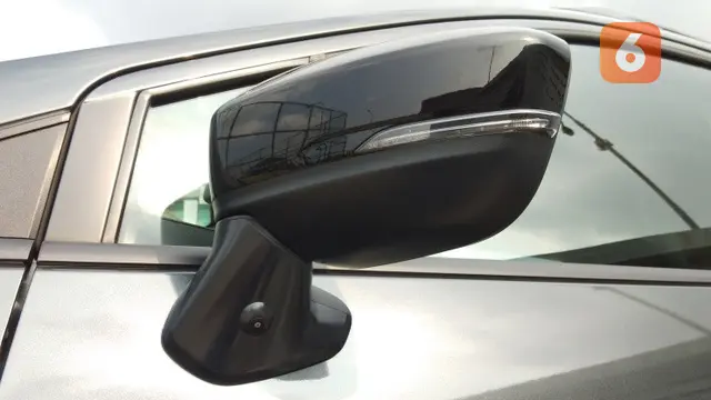 Mitsubishi Xpander Cross Rockford Fosgate Black Edition